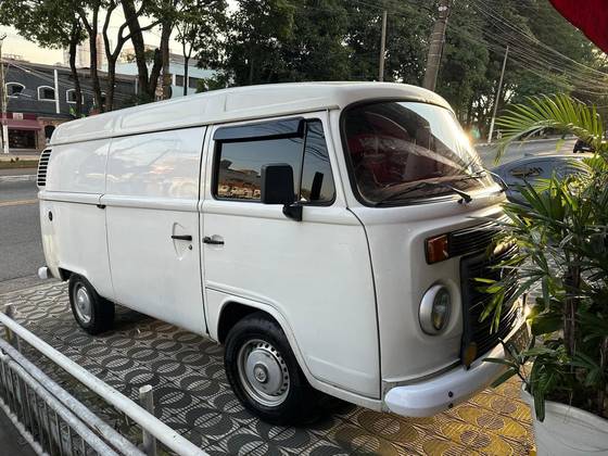 VOLKSWAGEN KOMBI 1.4 MI FURGÃO 8V FLEX 3P MANUAL VOLKSWAGEN KOMBI 1.4 MI FURGÃO 8V FLEX 3P MANUAL